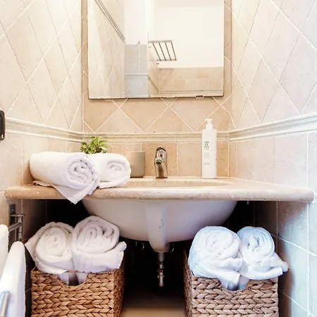 Il Lauro - By Myhomeincomo * كومو